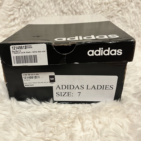 Adidas women’s run 60s 2.0 size 7 shoes - Picture 2 of 10
